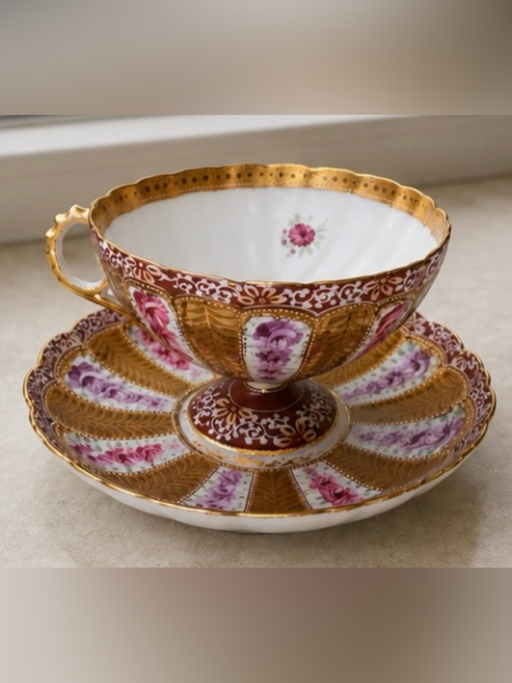 Meiji Export Ware Shigeki Gosei Teacup & Saucer